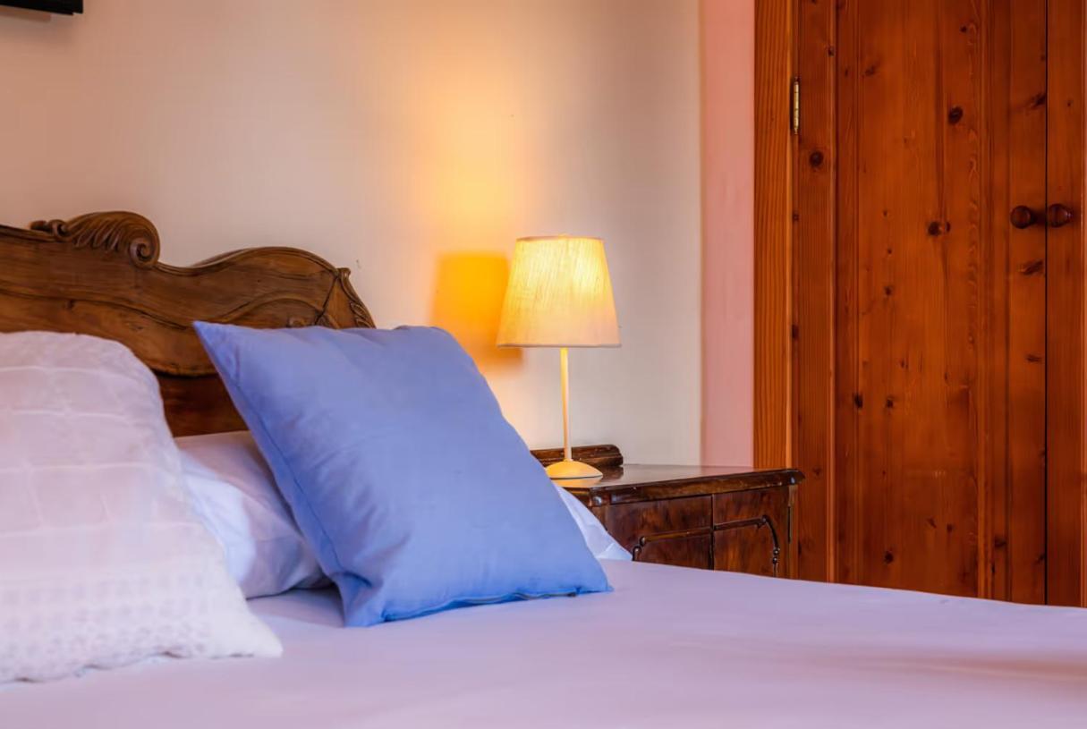 Es Revellar Art - Adults Only Estada en una granja